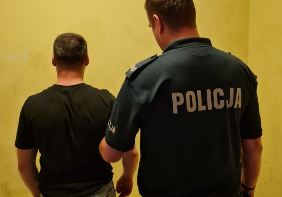 Uderzył szefa i groził jego rodzinie, bo nie chciał dać mu pieniędzy przed terminem wypłaty