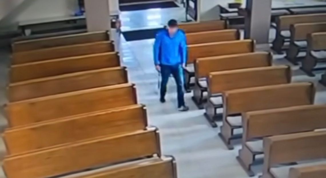 Ukradł łańcuszki pozostawione przez wiernych w kościele. Policjanci znaleźli go... w kasynie Ukradł łańcuszki pozostawione przez wiernych w kościele. Policjanci znaleźli go... w kasynie