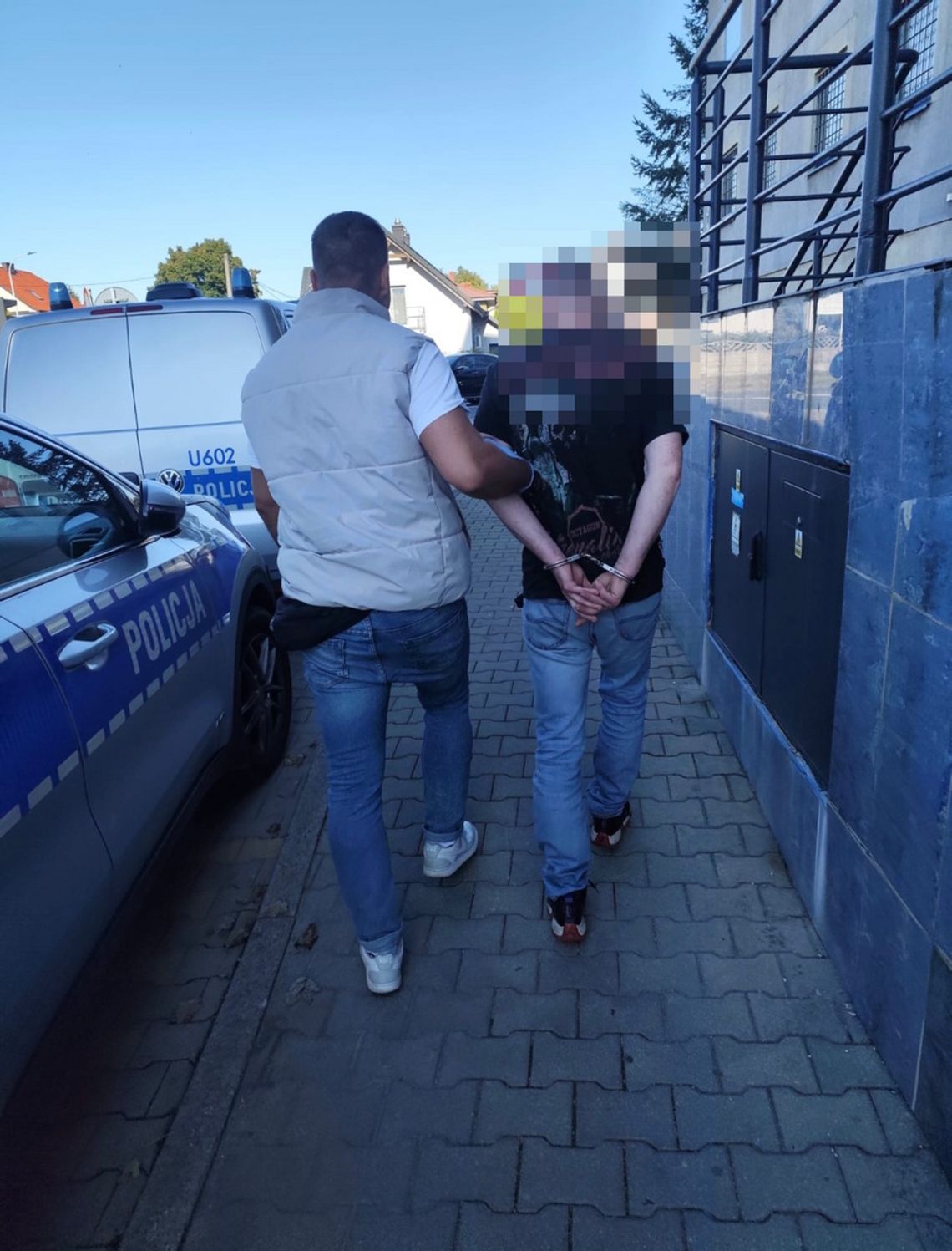 Ukradł lawetę i 400 litrów paliwa, a do tego miał narkotyki. 37-latek trafił do aresztu Ukradł lawetę i 400 litrów paliwa, a do tego miał narkotyki. 37-latek trafił do aresztu