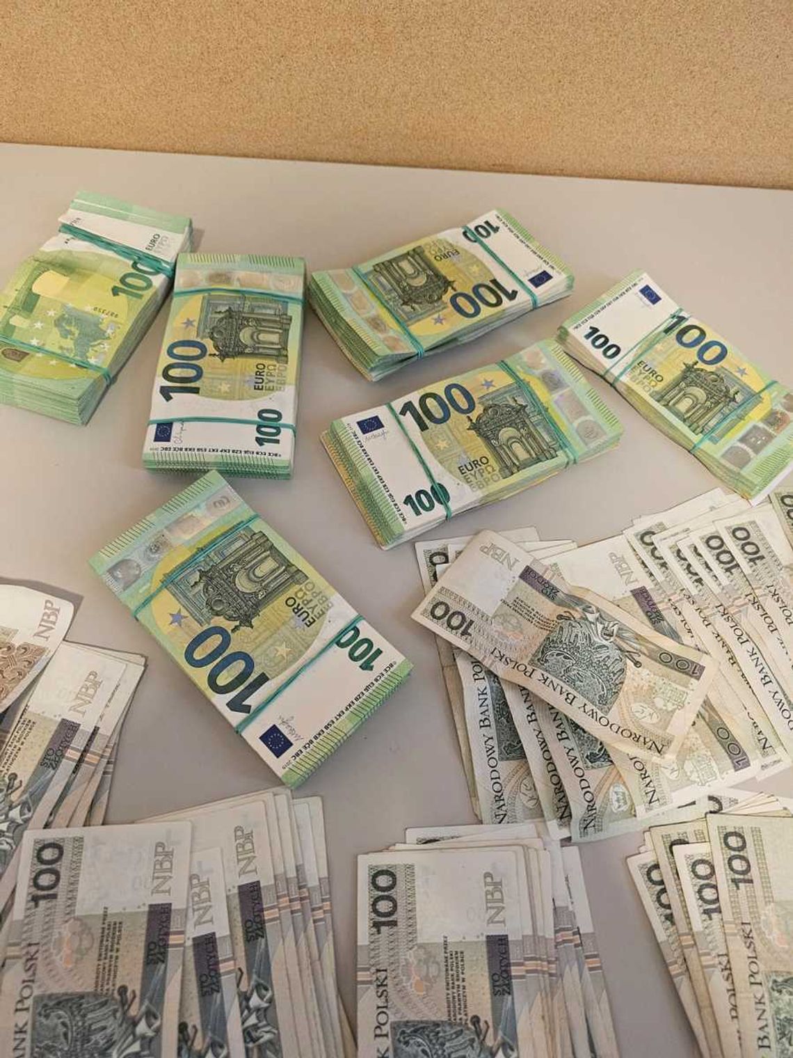 Ukradł 100 000 euro w gotówce. Mężczyzna zatrzymany po kilku dniach