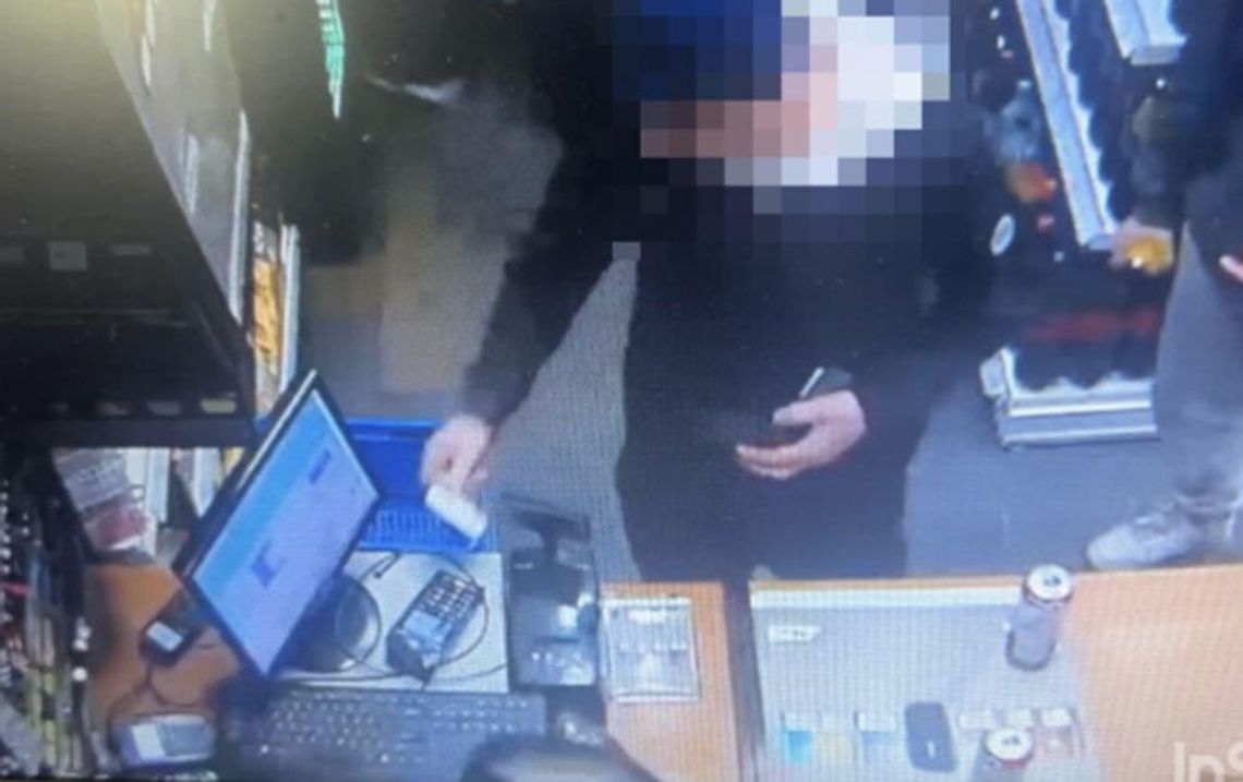 Ukradł portfel zostawiony w aucie, wyjął kartę i płacił jak swoją. Po zablokowaniu próbował jeszcze kilka razy Ukradł portfel zostawiony w aucie, wyjął kartę i płacił jak swoją. Po zablokowaniu próbował jeszcze kilka razy