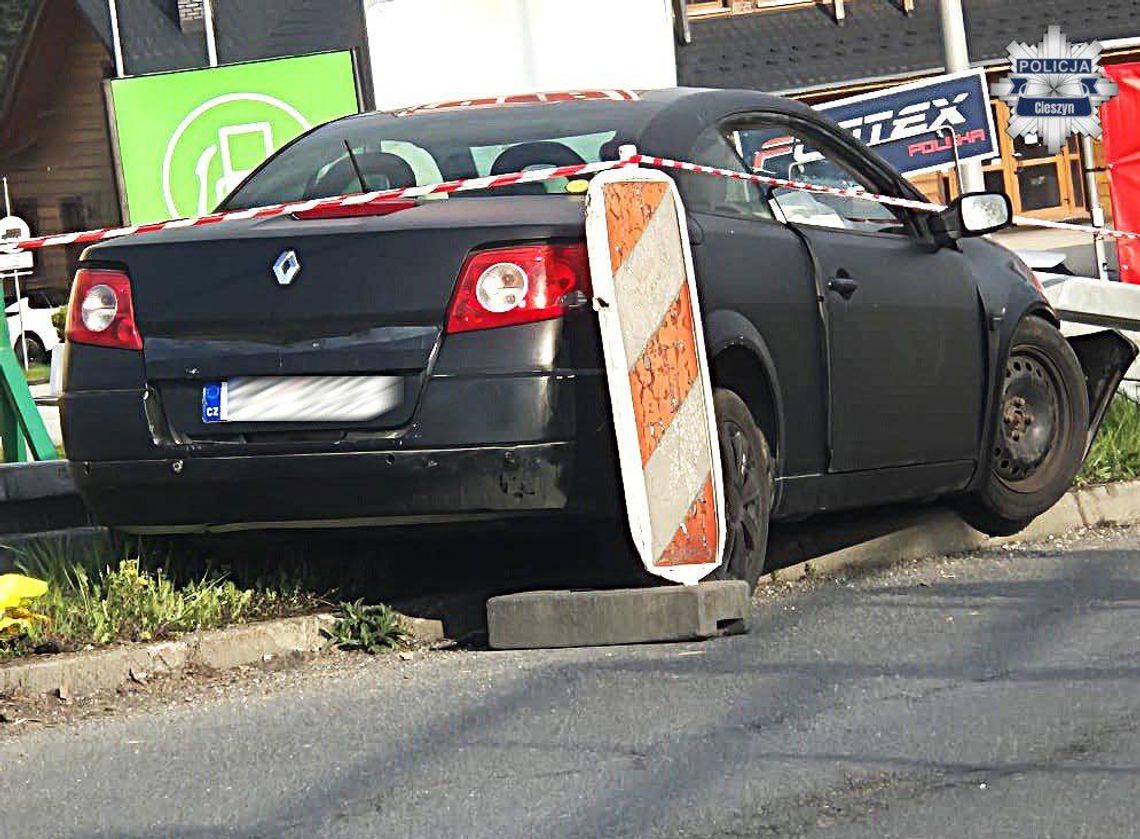 Ukradł tablice i rozbił się na ekspresówce. Czeski kierowca wpadł przez nieuwagę