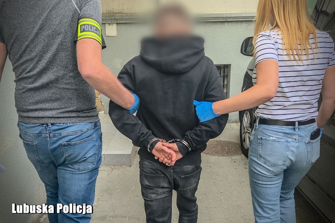 Ukradli BMW spod warsztatu samochodowego i jeździli nim po mieście. Wpadli po kilku godzinach Ukradli BMW spod warsztatu samochodowego i jeździli nim po mieście. Wpadli po kilku godzinach