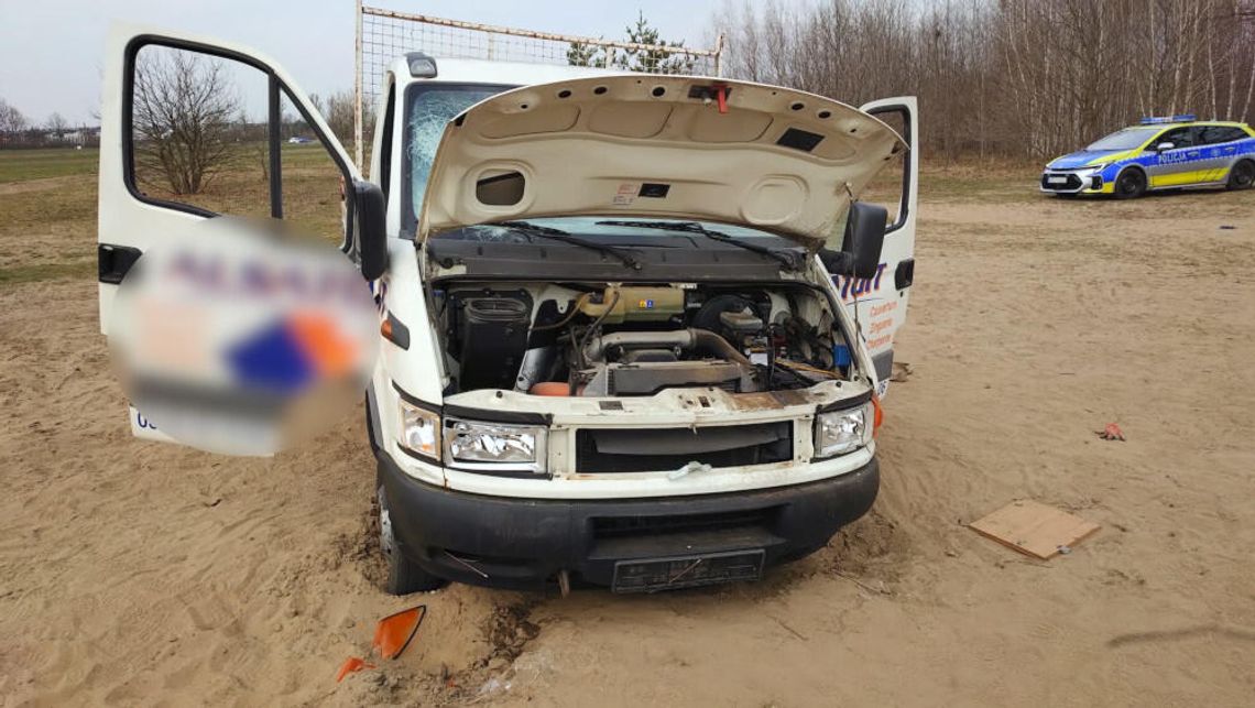 Ukradli iveco i koparkę dla „zabawy”. Grupa nastolatków stanie przed sądem