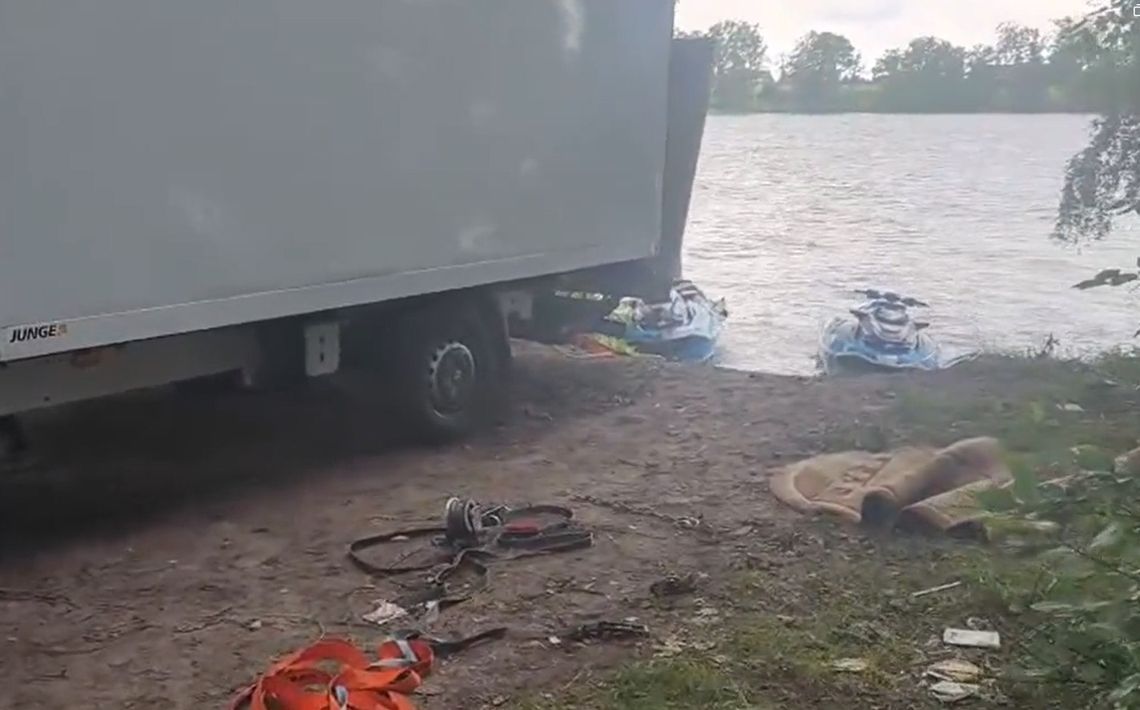 Ukradli skutery wodne warte niemal pół miliona. Wpadli dzięki nadajnikom GPS