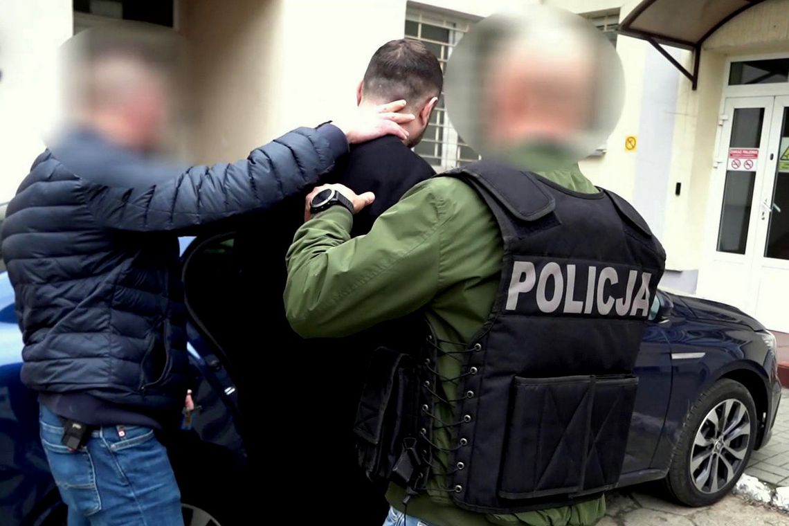 Ukradli z dyskontów milion złotych. Policjanci rozbili szajkę złodziei z Mołdawii Ukradli z dyskontów milion złotych. Policjanci rozbili szajkę złodziei z Mołdawii