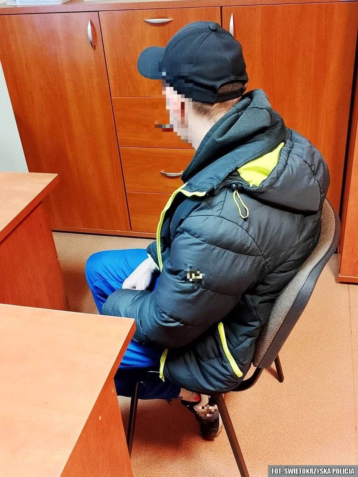 Ukradli ze sklepu zdrapki warte 2 tysiące złotych. Wpadli, gdy wrócili odebrać "wygraną" Ukradli ze sklepu zdrapki warte 2 tysiące złotych. Wpadli, gdy wrócili odebrać "wygraną"