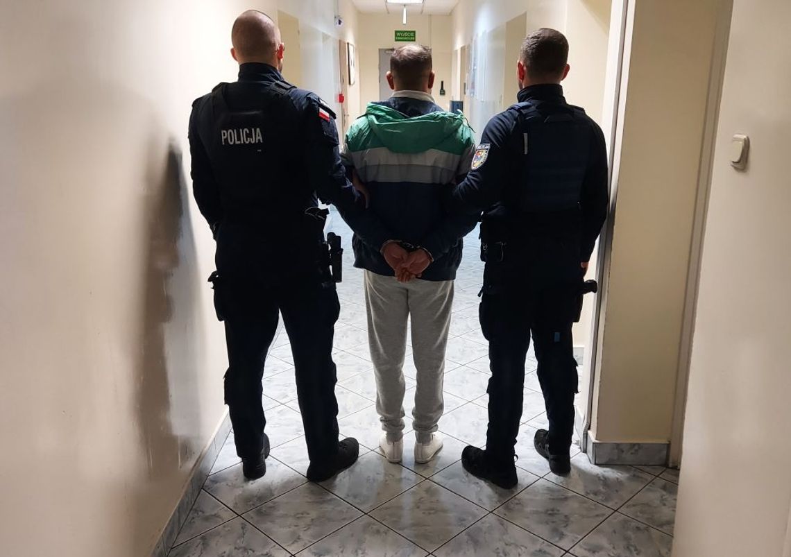 Ukrainiec miał gdzieś zakaz i dalej jeździł. Tym razem uznali, że już się nie poprawi i będzie deportowany Ukrainiec miał gdzieś zakaz i dalej jeździł. Tym razem uznali, że już się nie poprawi i będzie deportowany