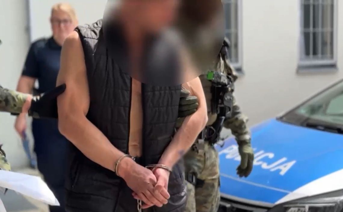 Ukrainiec siał postrach w mieście. Chodził po ulicach i groził ludziom, zostanie wydalony z Polski