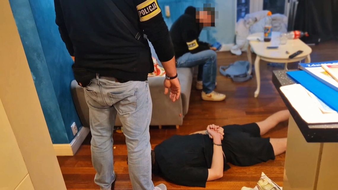 Ukrainiec wyłudził od starszej kobiety 118 tysięcy złotych. Policjanci złapali go w trzy tygodnie