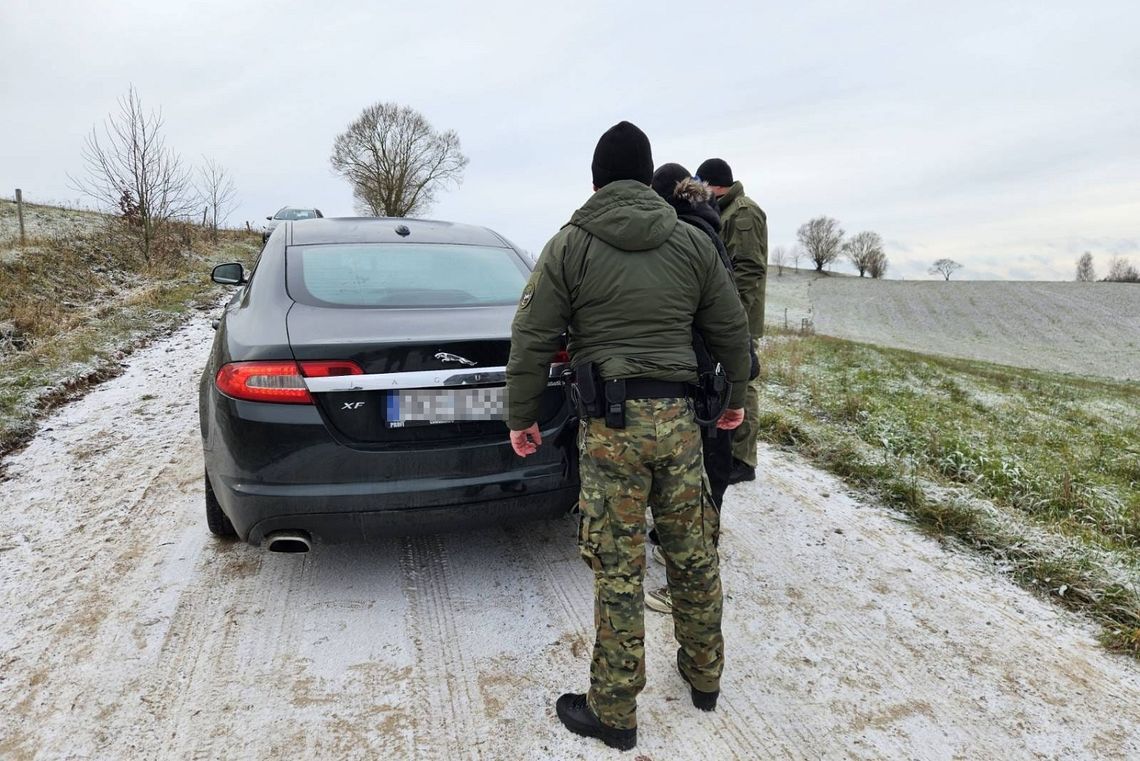 Ukrainiec zatrzymany za przemyt 4 nielegalnych migrantów. Odebrał ich z granicy polsko-litewskiej Ukrainiec zatrzymany za przemyt 4 nielegalnych migrantów. Odebrał ich z granicy polsko-litewskiej