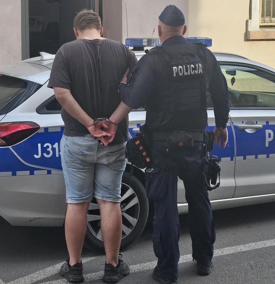 Ukrywał się w starym budynku PKP. Paser samochodowy wpadł podczas akcji „TOR”