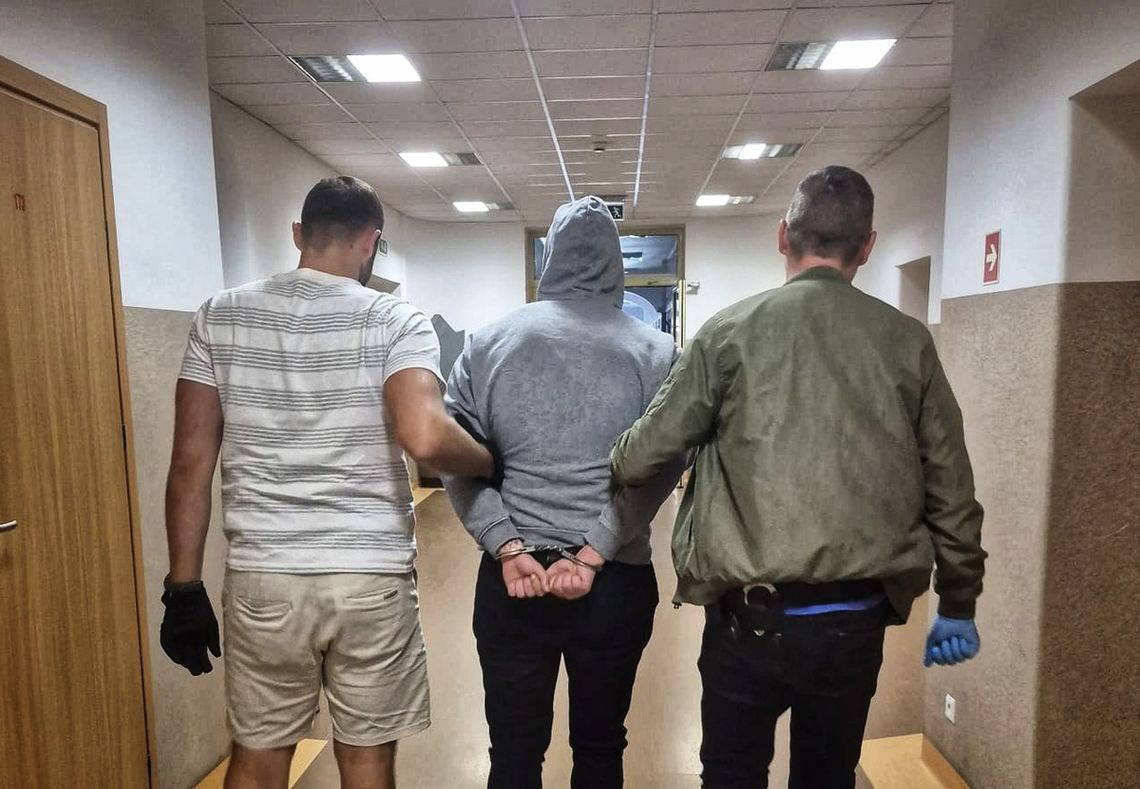 Usiłowanie zabójstwa 20-latka w Opolu. Policjanci zatrzymali 25 i 16-latka