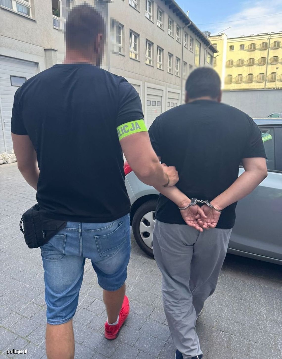 Uzbek poszukiwany na całym świecie wpadł w Polsce. Wysiadał z taksówki, która zatrzymała się na zakazie