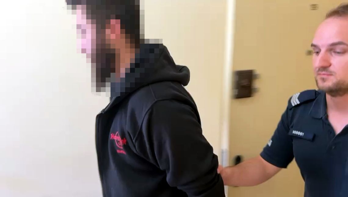 Uzbek za kierownicą auta do przewozu osób. Miał blisko promil i nielegalnie przebywał w Polsce Uzbek za kierownicą auta do przewozu osób. Miał blisko promil i nielegalnie przebywał w Polsce