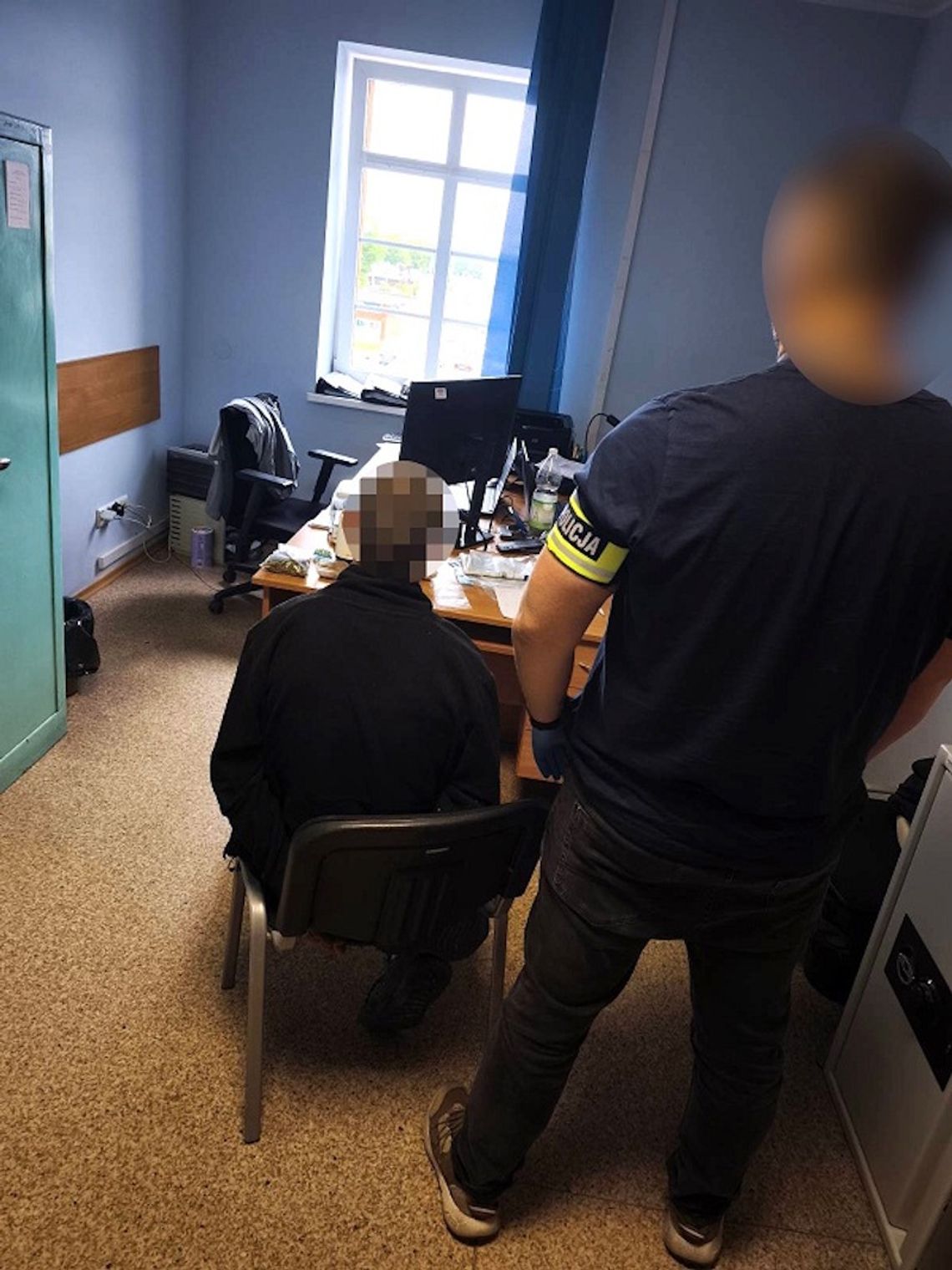W apteczce trzymał amfetaminę i marihuanę. Rowerzysta wpadł, bo spanikował na widok policji W apteczce trzymał amfetaminę i marihuanę. Rowerzysta wpadł, bo spanikował na widok policji