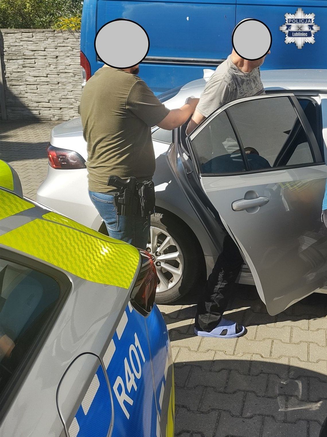 W mieszkaniu ukrywał ponad kilogram narkotyków. Po nalocie policji 51-latek został aresztowany