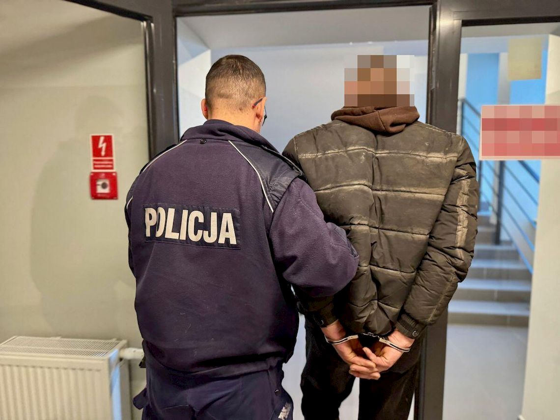 W nocy leżał pod autem i wycinał katalizator. Próbował wmówić policjantom, że naprawia wóz kolegi W nocy leżał pod autem i wycinał katalizator. Próbował wmówić policjantom, że naprawia wóz kolegi