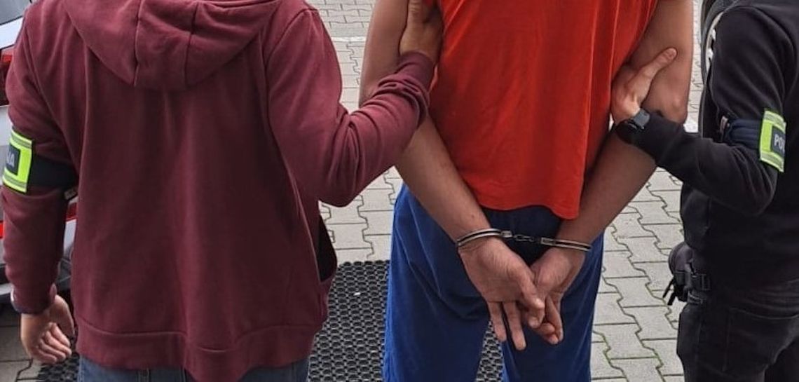 W środku nocy kopał siostrę po głowie. Kobieta trafiła do szpitala, 28-latek skończył w areszcie