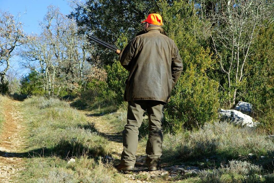 W trakcie polowania śmiertelnie postrzelił rowerzystę. Grozi mu 5 lat więzienia