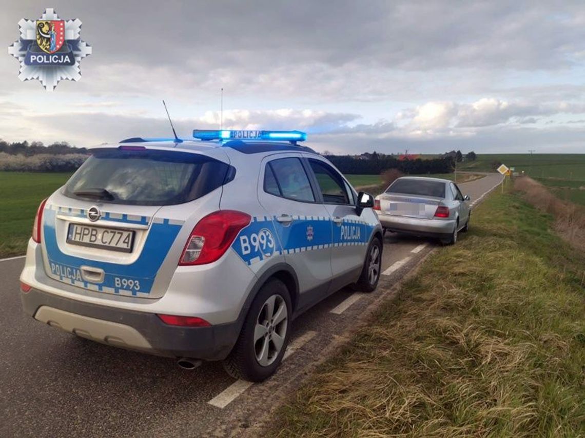 W trzy dni dwukrotnie jechał naćpany. W akcie żalu podarł prawo jazdy na oczach policjantów