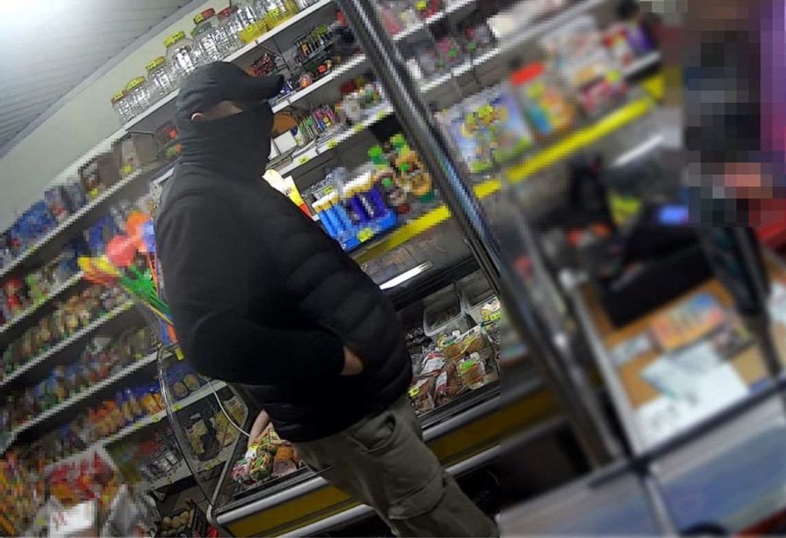 Wchodził do sklepów i atakował ekspedientki gazem. Szuka go policja Wchodził do sklepów i atakował ekspedientki gazem. Szuka go policja