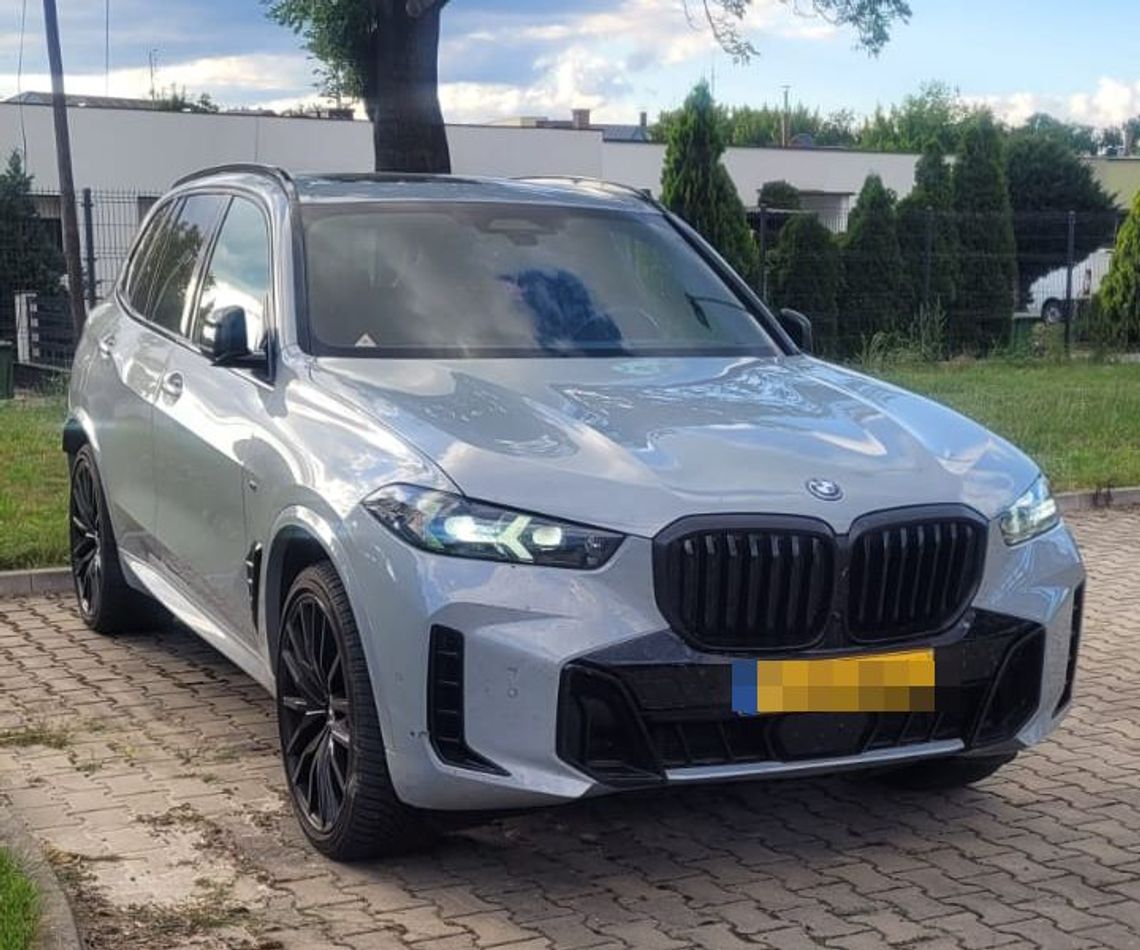Węgier miał oddać auto, ale tego nie zrobił. Policjanci odzyskali BMW warte 300 tysięcy złotych Węgier miał oddać auto, ale tego nie zrobił. Policjanci odzyskali BMW warte 300 tysięcy złotych