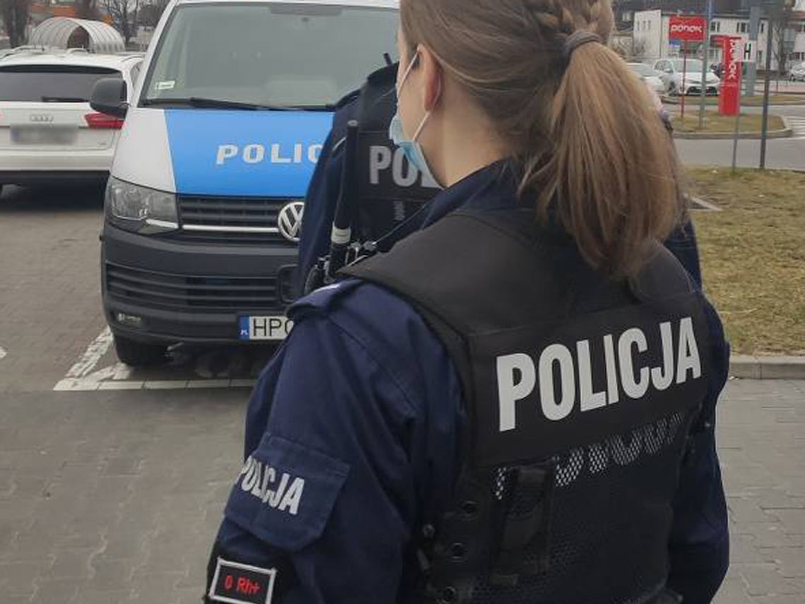 Weszła na pocztę bez maseczki, a gdy nie chcieli jej obsłużyć, wezwała policję. Nie tego jednak się spodziewała