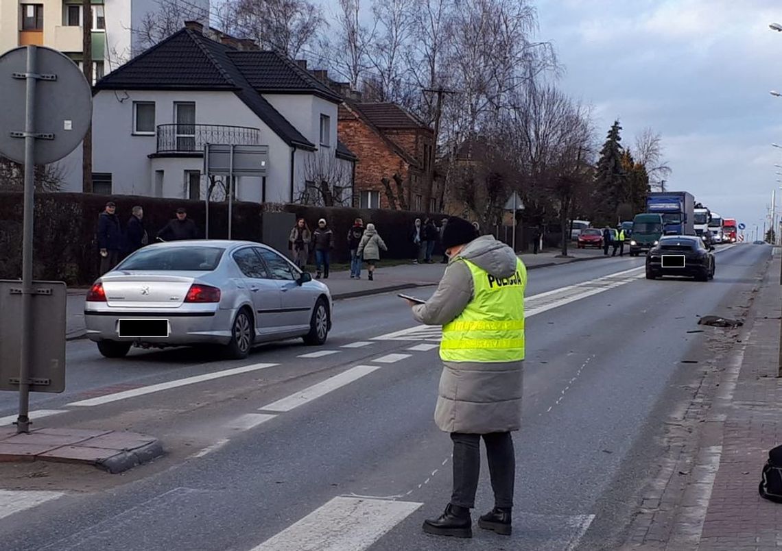 Wjechał hulajnogą pod koła porsche. Śmiertelny wypadek na przejściu dla pieszych