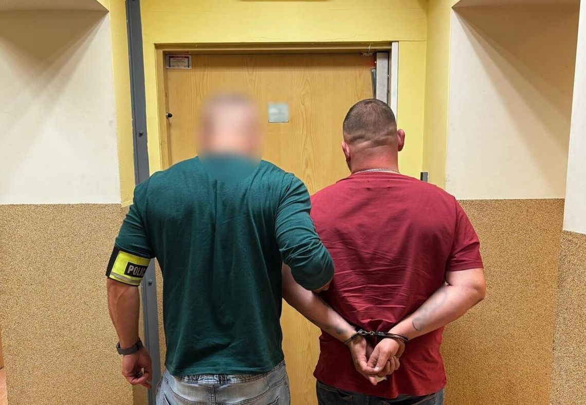 Włamał się do kwiaciarni, bo potrzebował bilonu. Złapali go w lokalu z automatami Włamał się do kwiaciarni, bo potrzebował bilonu. Złapali go w lokalu z automatami