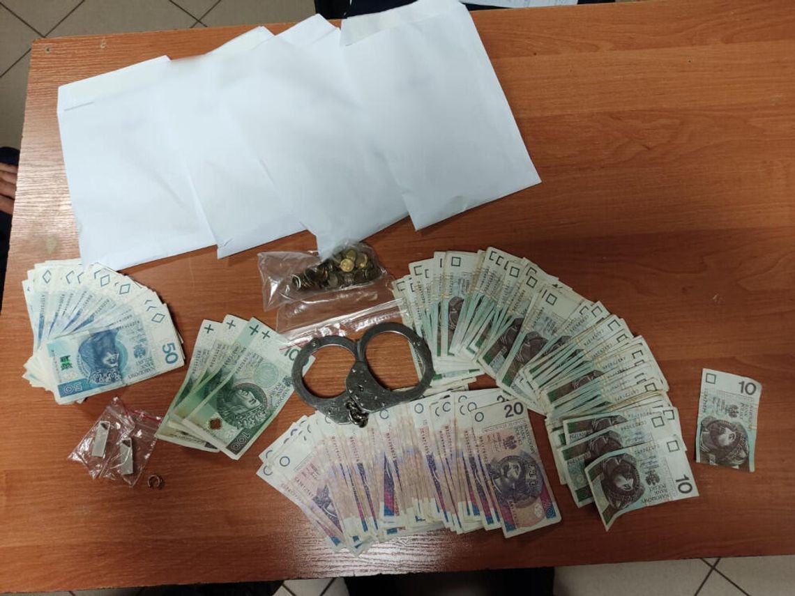 Włamał się do salonu gier. Policjantom wmawiał, że nie ukradł pieniędzy, tylko je wygrał