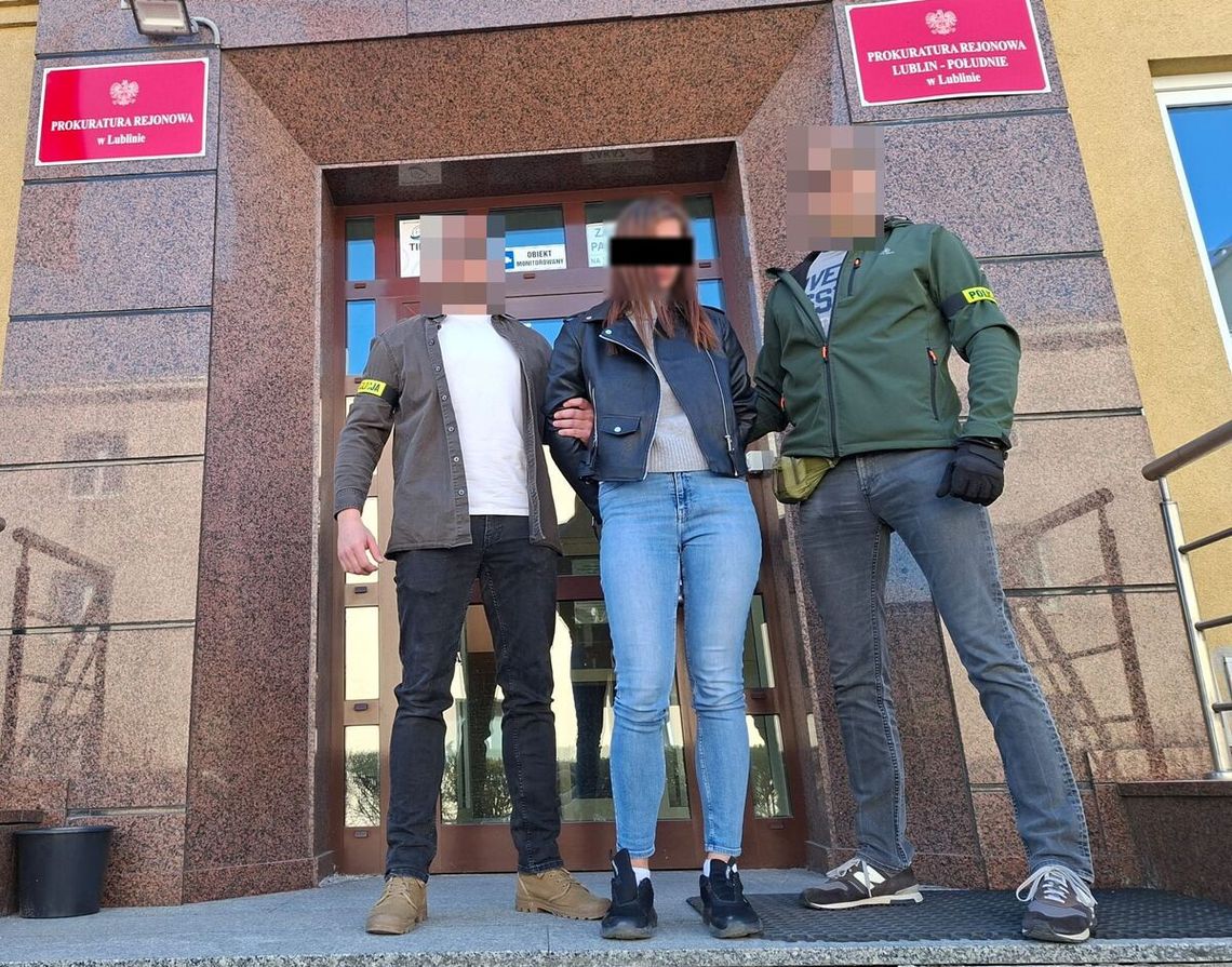 Włamanie do jubilera i kradzież biżuterii za 1,2 miliona. Była pracownica i jej partner zatrzymani