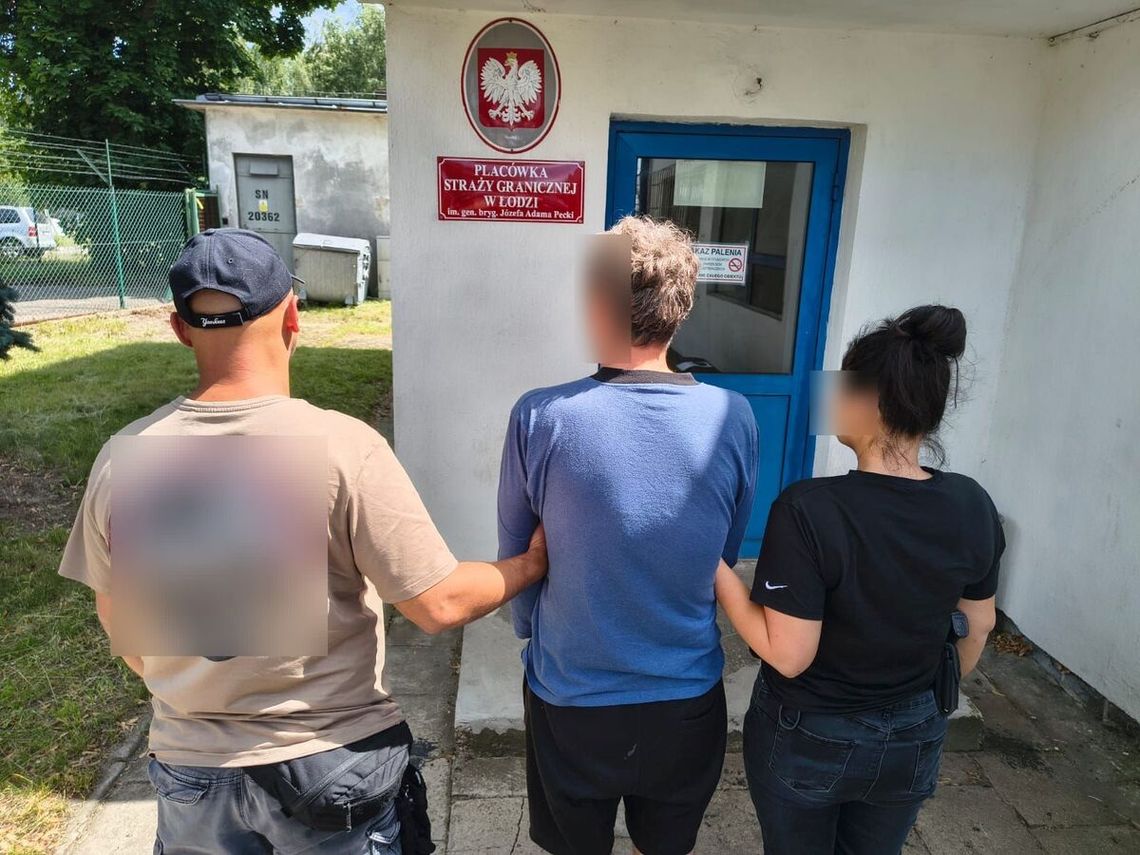 Włamywacz "pokonany" przez robota koszącego. Próbował go ukraść Włamywacz "pokonany" przez robota koszącego. Próbował go ukraść
