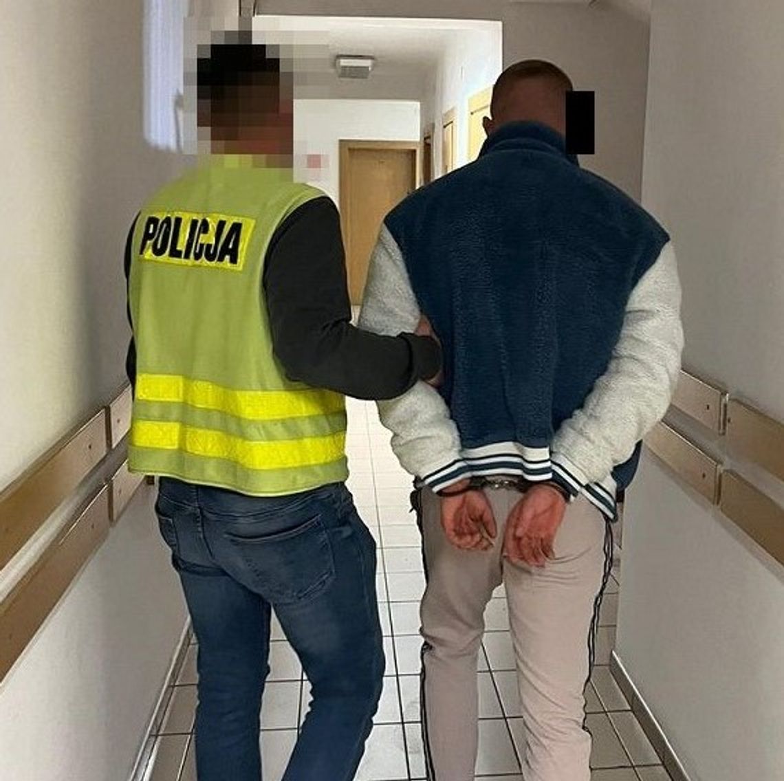 Wpadli w zasadzkę kiboli wrogiego klubu. Zabrali im gadżety i rzeczy osobiste. Sprawa zgłoszona na policję, 10 osób z zarzutami