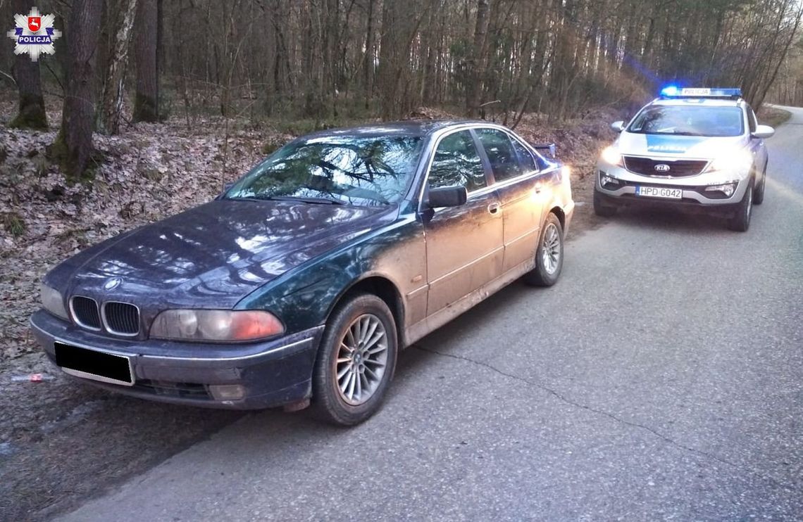 Wracał z pracy popijając browarka za kierownicą. Nadział się na patrol policji