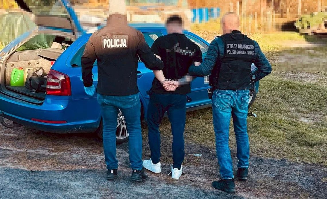 Wspólna akcja policji i straży granicznej. Dilerzy zatrzymani w trakcie transportu 15 kg narkotyków Wspólna akcja policji i straży granicznej. Dilerzy zatrzymani w trakcie transportu 15 kg narkotyków