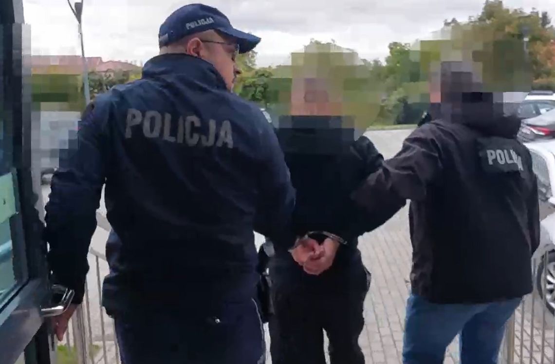Wszedł do domu i zabrał torebkę, w której było 155 tysięcy złotych. 38-latek trafił do aresztu Wszedł do domu i zabrał torebkę, w której było 155 tysięcy złotych. 38-latek trafił do aresztu