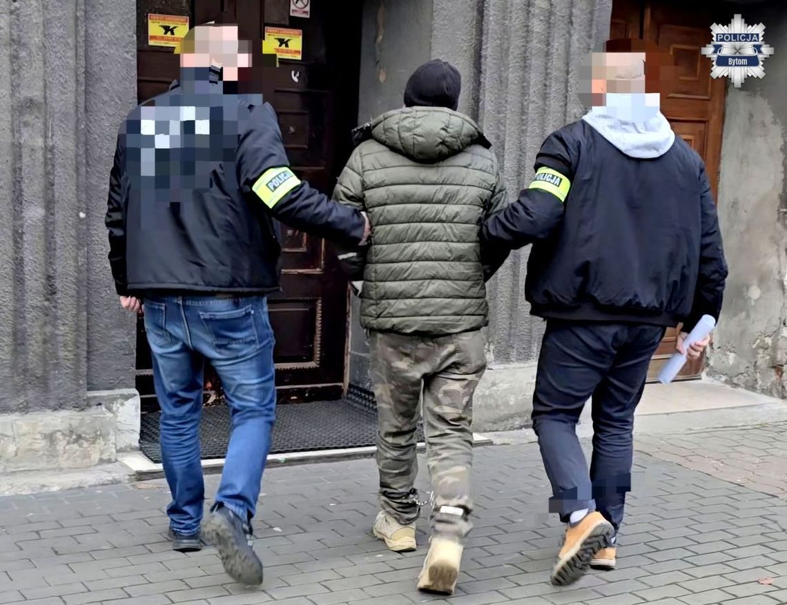 Wtargnął do mieszkania byłej partnerki, oblał ją nieznaną substancją, a potem postrzelił w głowę Wtargnął do mieszkania byłej partnerki, oblał ją nieznaną substancją, a potem postrzelił w głowę