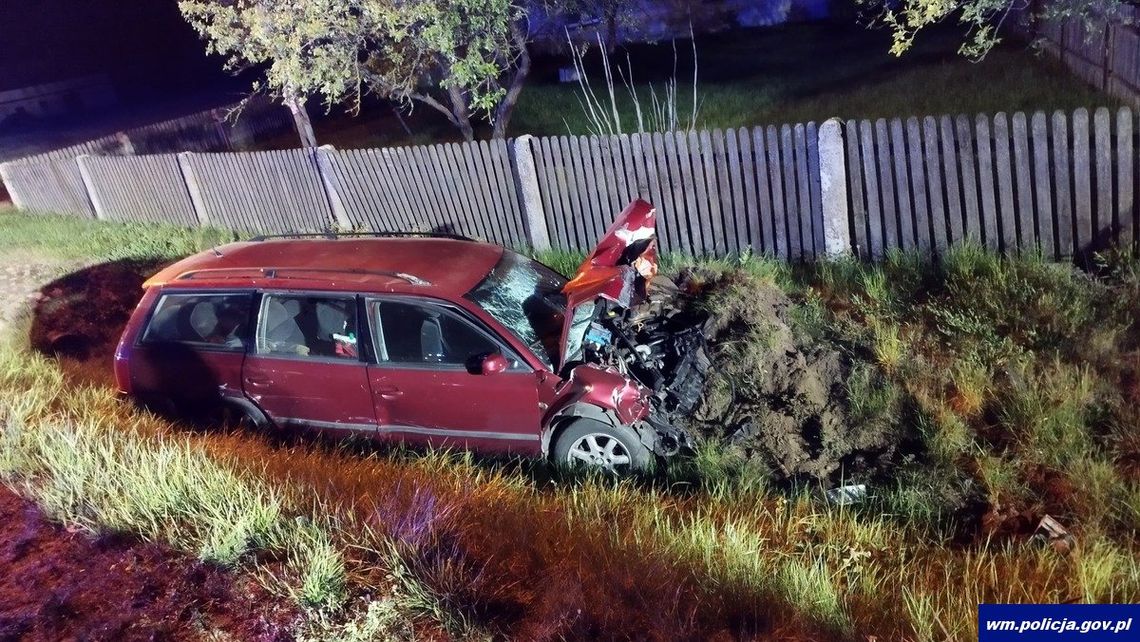 Wyjeżdżała ze stacji benzynowej, doprowadziła do poważnego wypadku. Aż sześcioro młodych ludzi w szpitalu