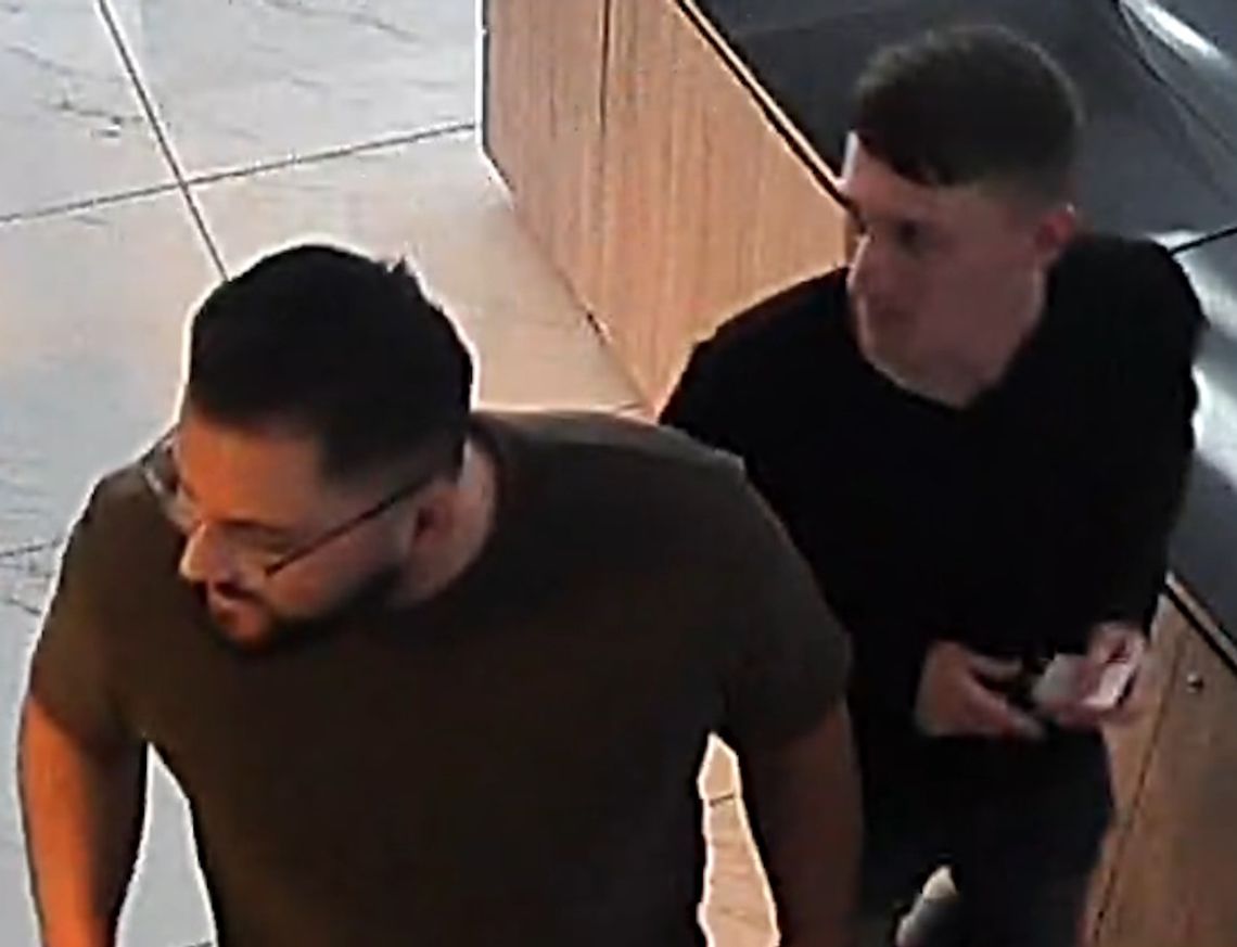 Wyłudzili od kobiety 40 tysięcy złotych. Policja opublikowała wizerunek dwóch mężczyzn Wyłudzili od kobiety 40 tysięcy złotych. Policja opublikowała wizerunek dwóch mężczyzn