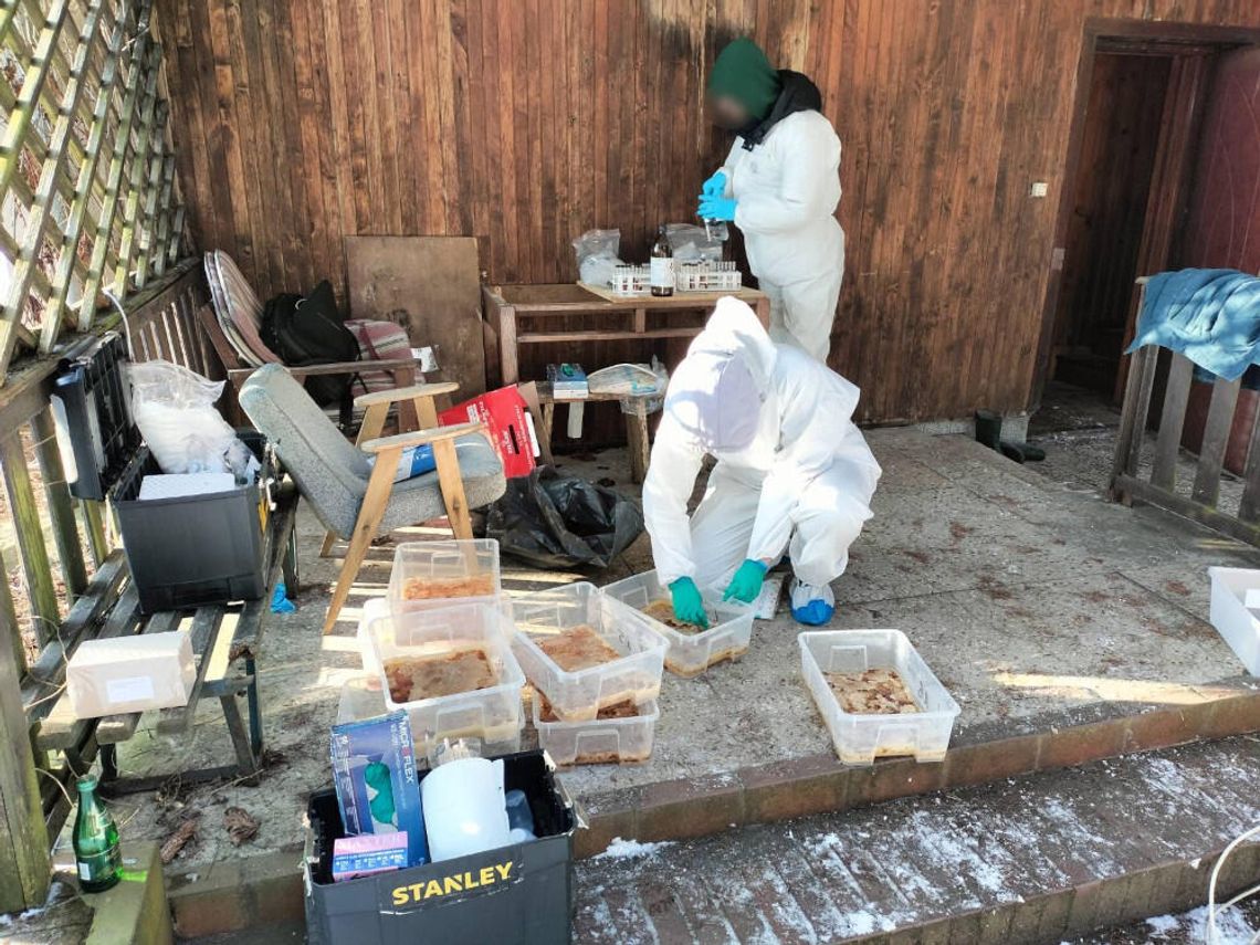 Wynajął dom "dla ekipy budowlanej". W rzeczywistości uruchomił w nim laboratorium mefedronowe