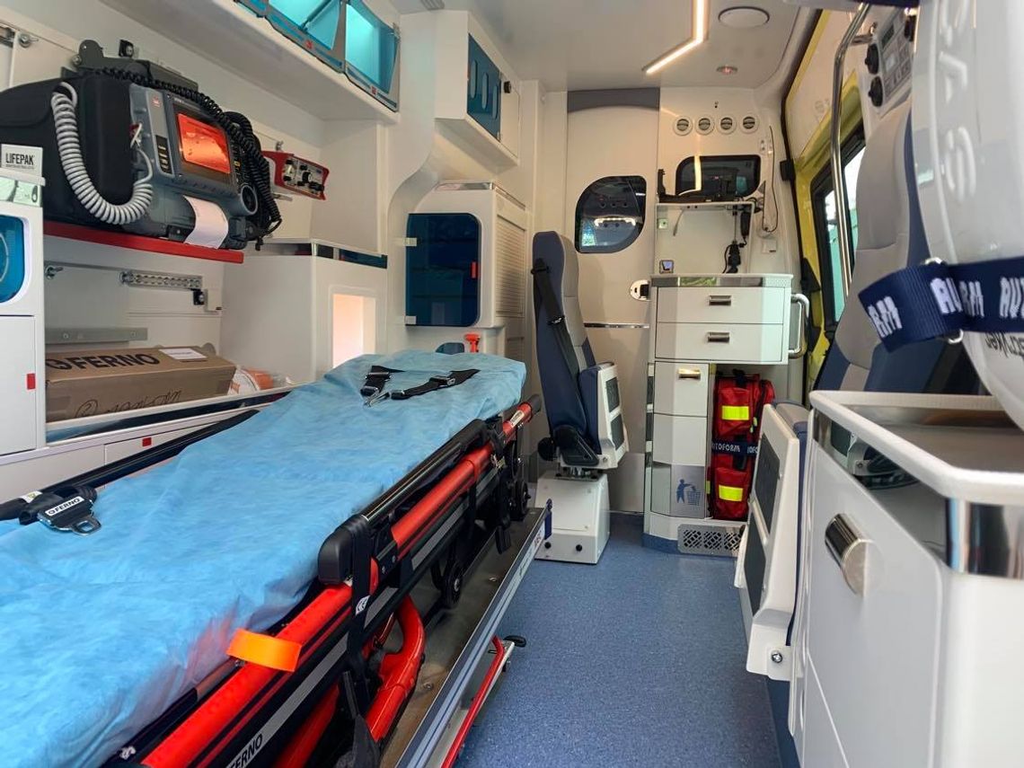 Wyszedł z więzienia i w kilka godzin "zebrał" trzy zarzuty. Trafił do psychiatryka i do aresztu