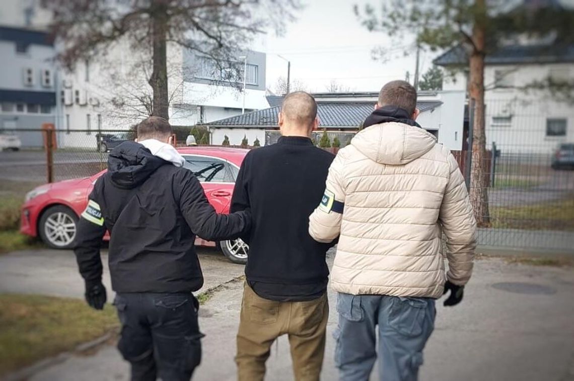 Wyszedł z więzienia i wrócił na przestępczą drogę. Groził znajomym, a nawet własnej matce Wyszedł z więzienia i wrócił na przestępczą drogę. Groził znajomym, a nawet własnej matce