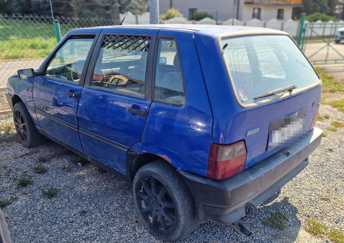 Z 1,5 promila próbował driftować Fiatem Uno. Mężczyzna stanie przed sądem. Grozi mu nawet więzienie Z 1,5 promila próbował driftować Fiatem Uno. Mężczyzna stanie przed sądem. Grozi mu nawet więzienie