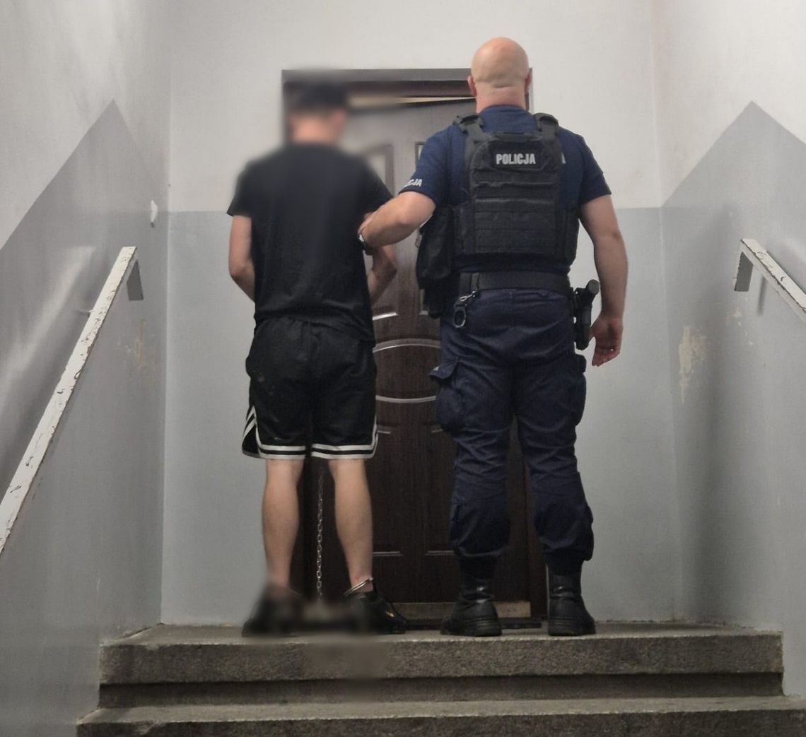 Z siekierą w ręku napadł na małżeństwo. Chciał pieniędzy, zabrał papierosy