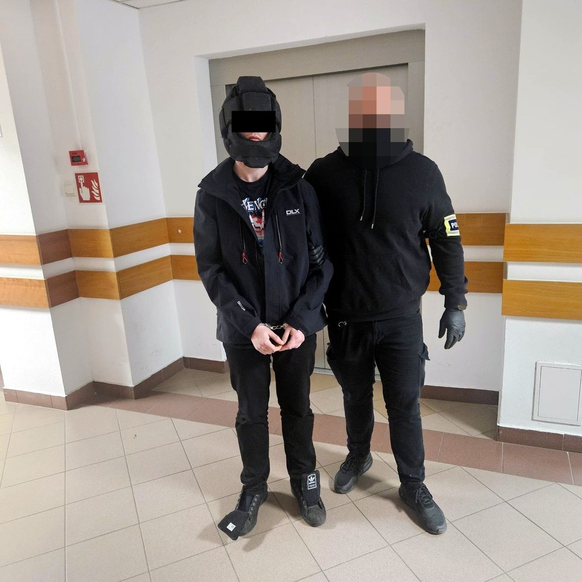 Zaatakował nożem, bo usłyszał język ukraiński. 20-letniego chłopaka uratowali świadkowie ataku