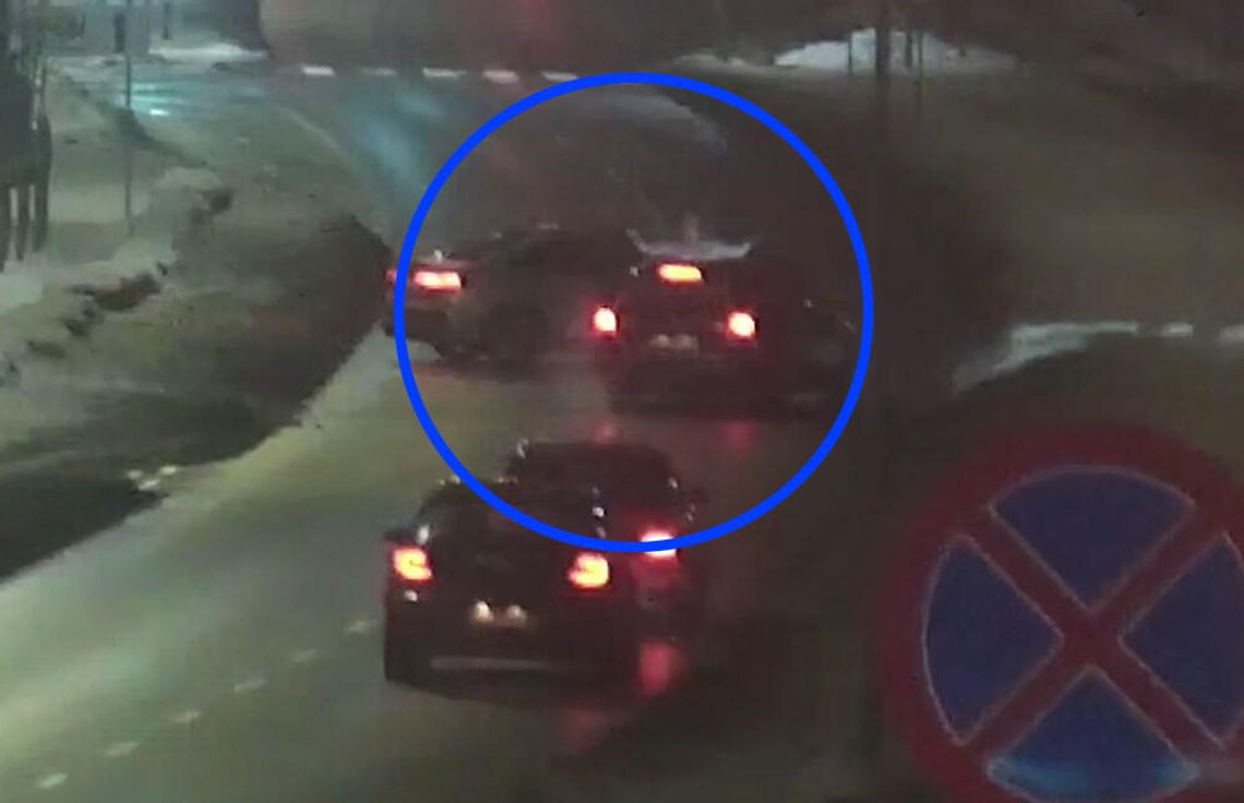 Zablokowali pijanego kierowcę swoimi samochodami. Mężczyzna próbował uciekać po kolizji