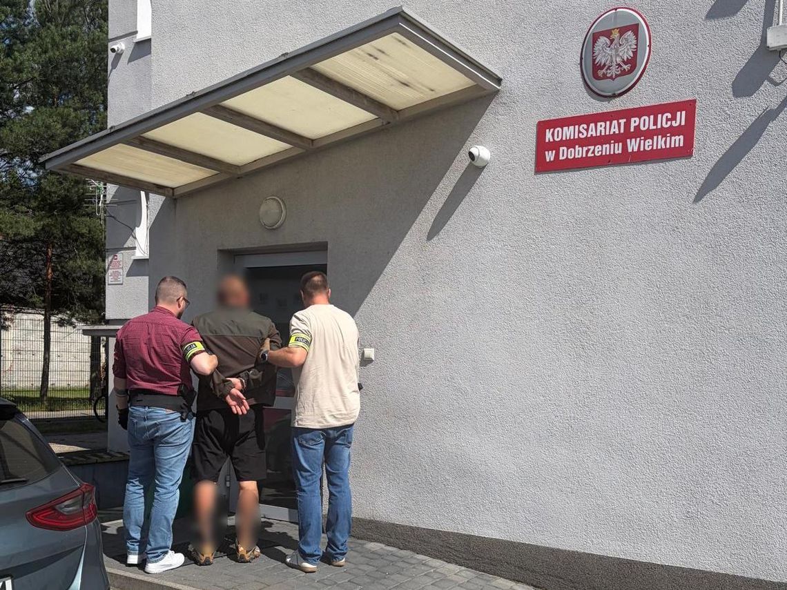 Spalił samochód swojej kobiety. Miał się również się nad nią znęcać i groził śmiercią jej koleżance
