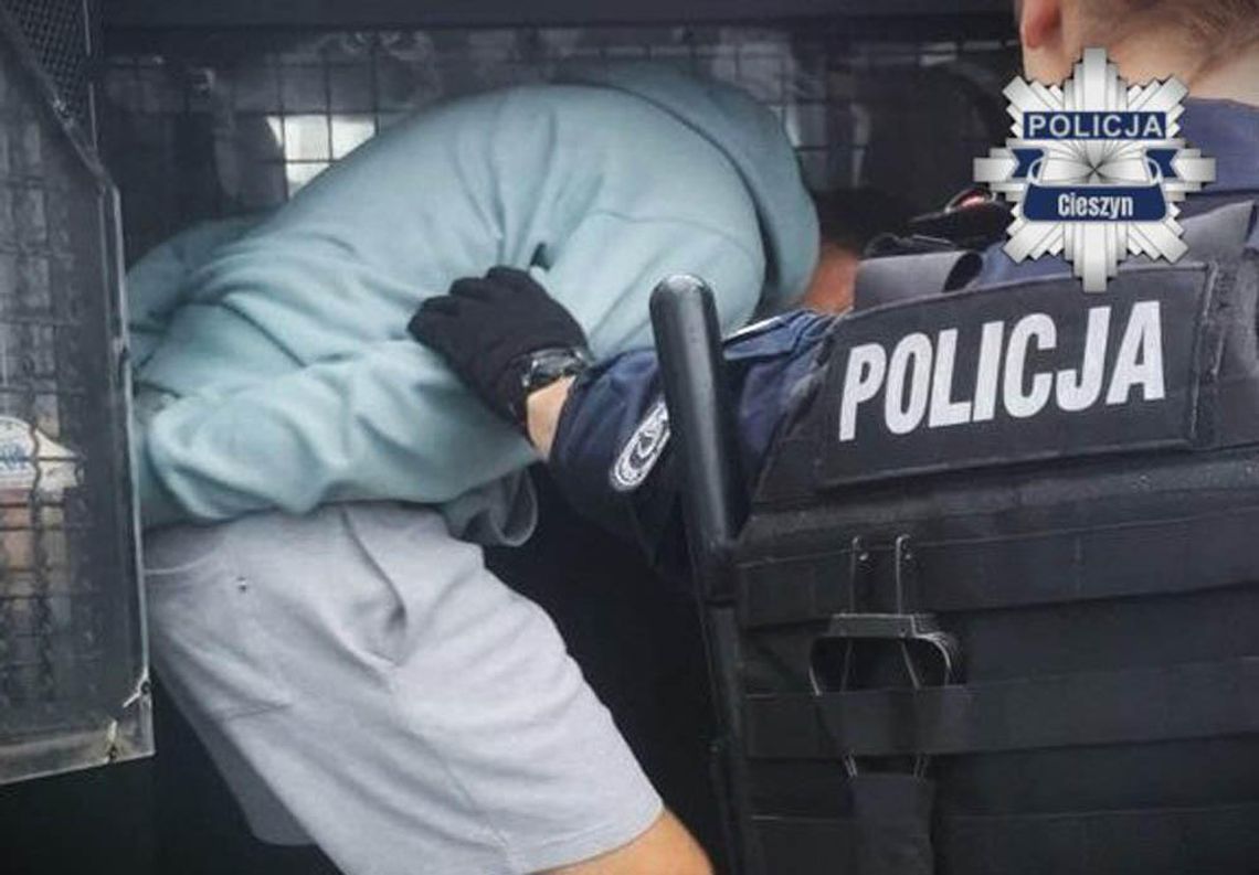 Zaczaili się na niego przed sklepem, a potem zaatakowali. Powodem znaczek klubu na czapce