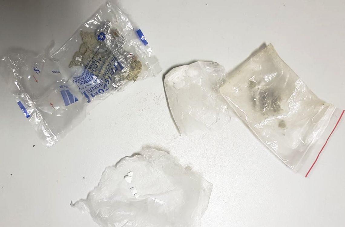 Zadzwonił na 112 prosząc o przyjazd policjantów. Okazało się, że miał halucynacje